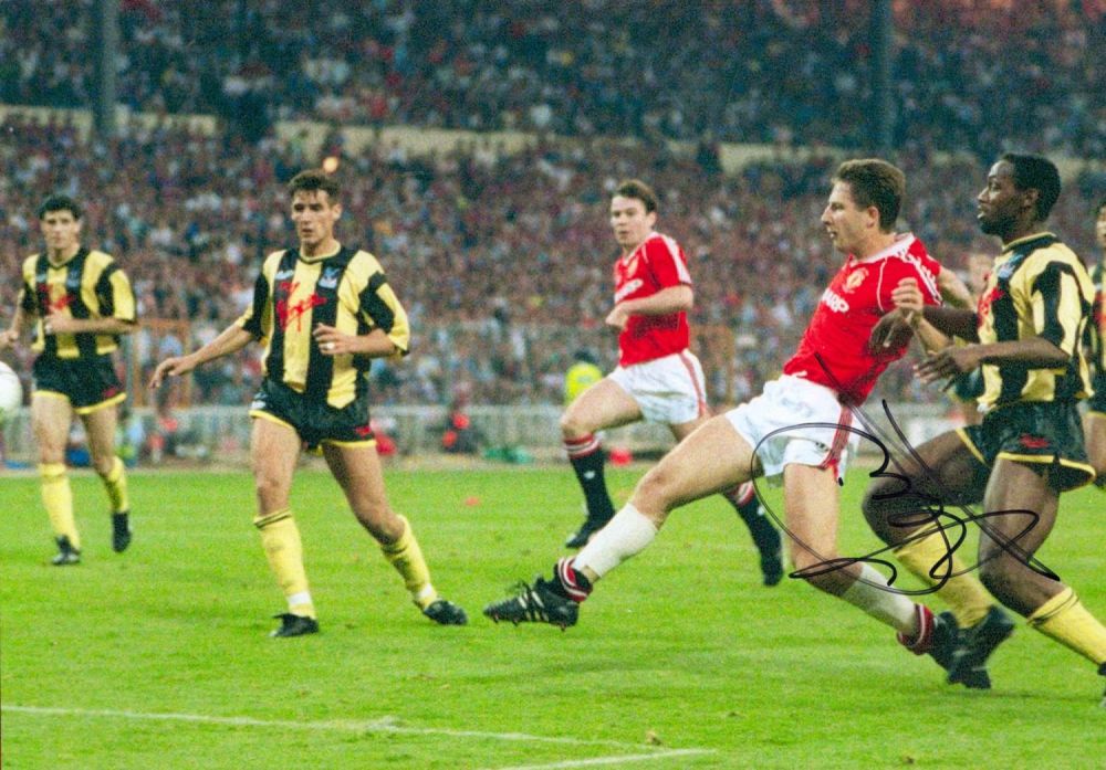 Lot 170: Football Man Utd Legend Lee Martin Signed 12x8...