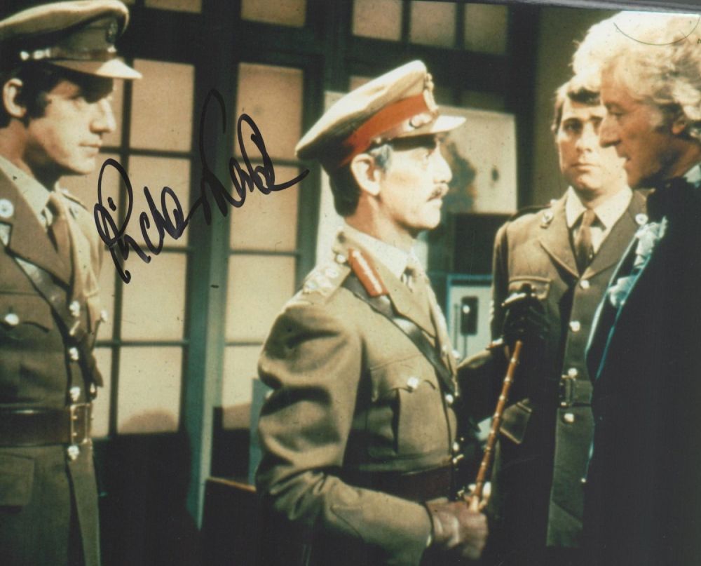 Lot 186: Richard Franklin signed Dr Who 10x8 colour photo....
