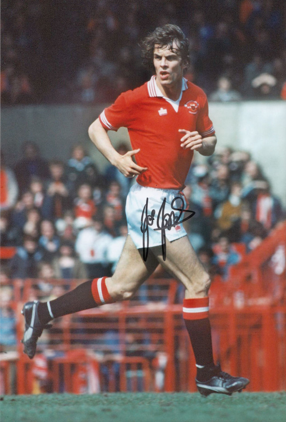 Lot 247: Autographed JOE JORDAN 12 x 8 photo -...
