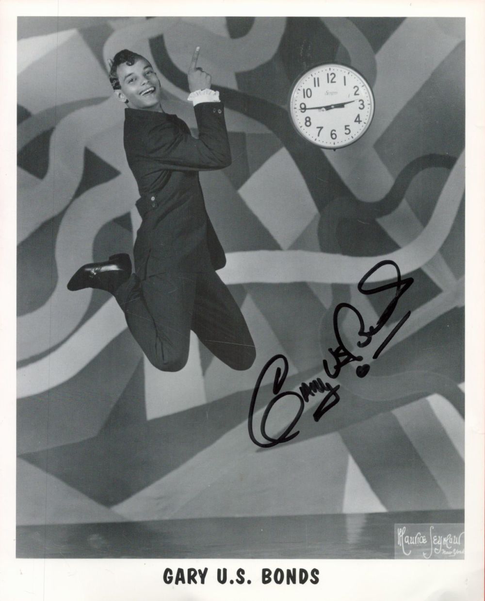 Lot 263: Gary U. S Bonds signed 10x8 black and...