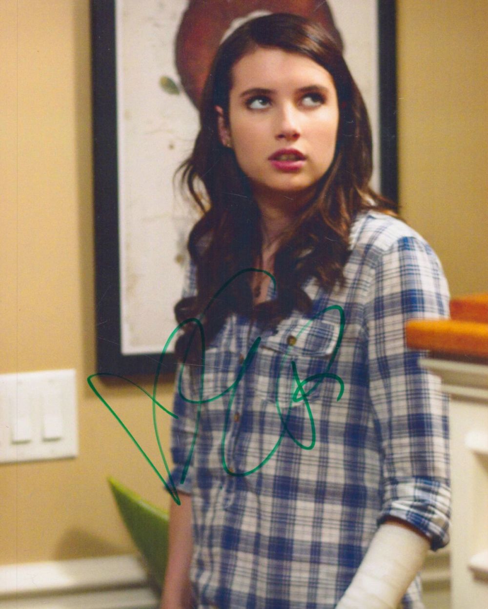 Lot 289: Emma Roberts signed 10x8 colour photo. Emma Rose...