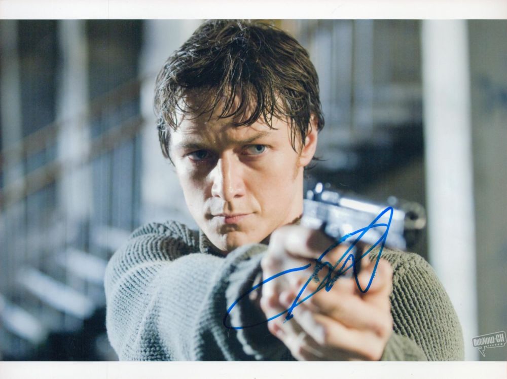 Lot 300: James McAvoy signed 12x8 colour photo. James McAvoy...