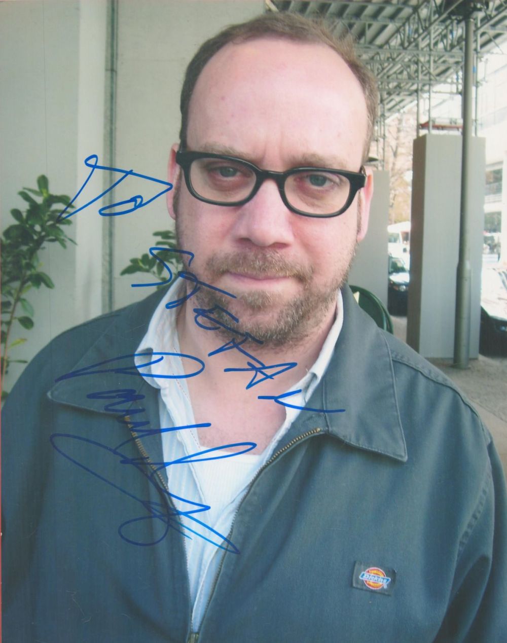 Lot 319: Paul Giamatti signed 10x8 colour photo dedicated. Paul...