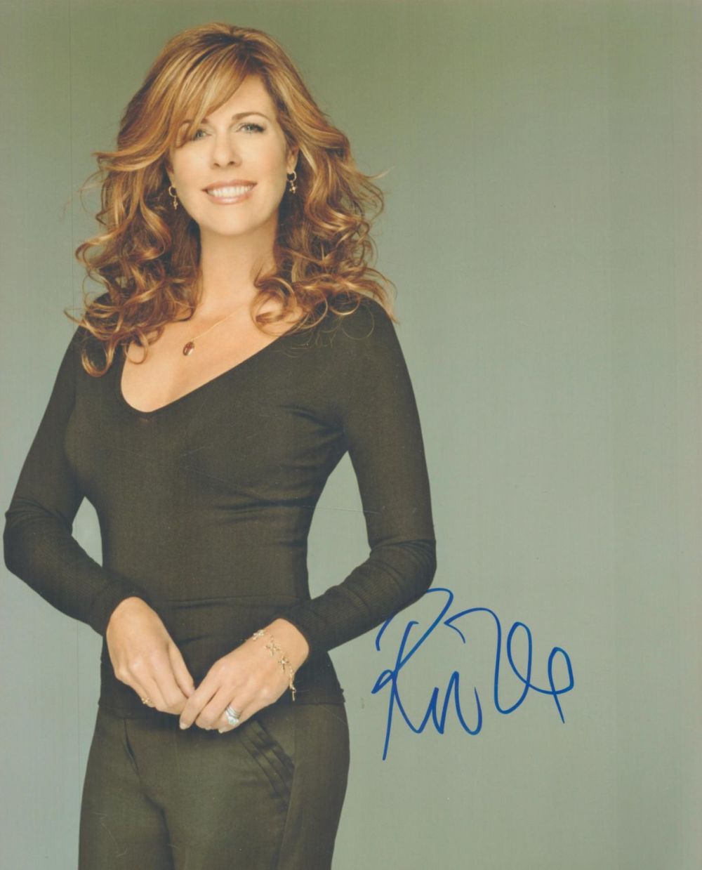 Lot 330: Rita Wilson signed 10x8 colour photo. Rita Wilson...