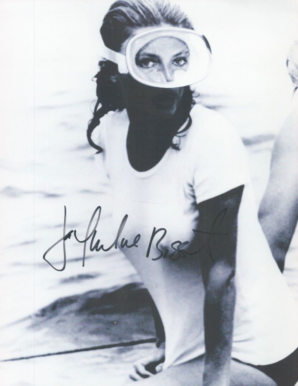 Lot 336: Jacqueline Bisset signed 10x8 James Bond Casino Royale...