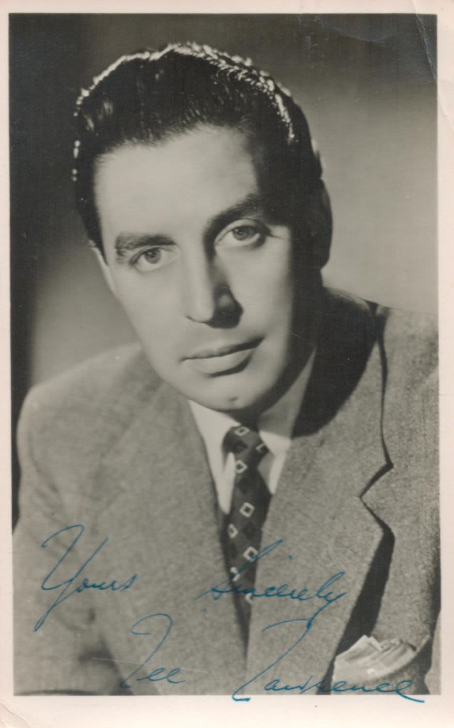 Lot 432: Lee Lawrence signed 6x4 vintage black and white...