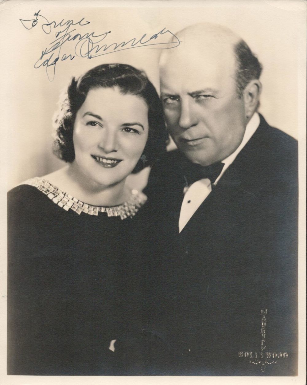 Lot 483: Edgar Kennedy signed 10x8 vintage sepia photo. Edgar...