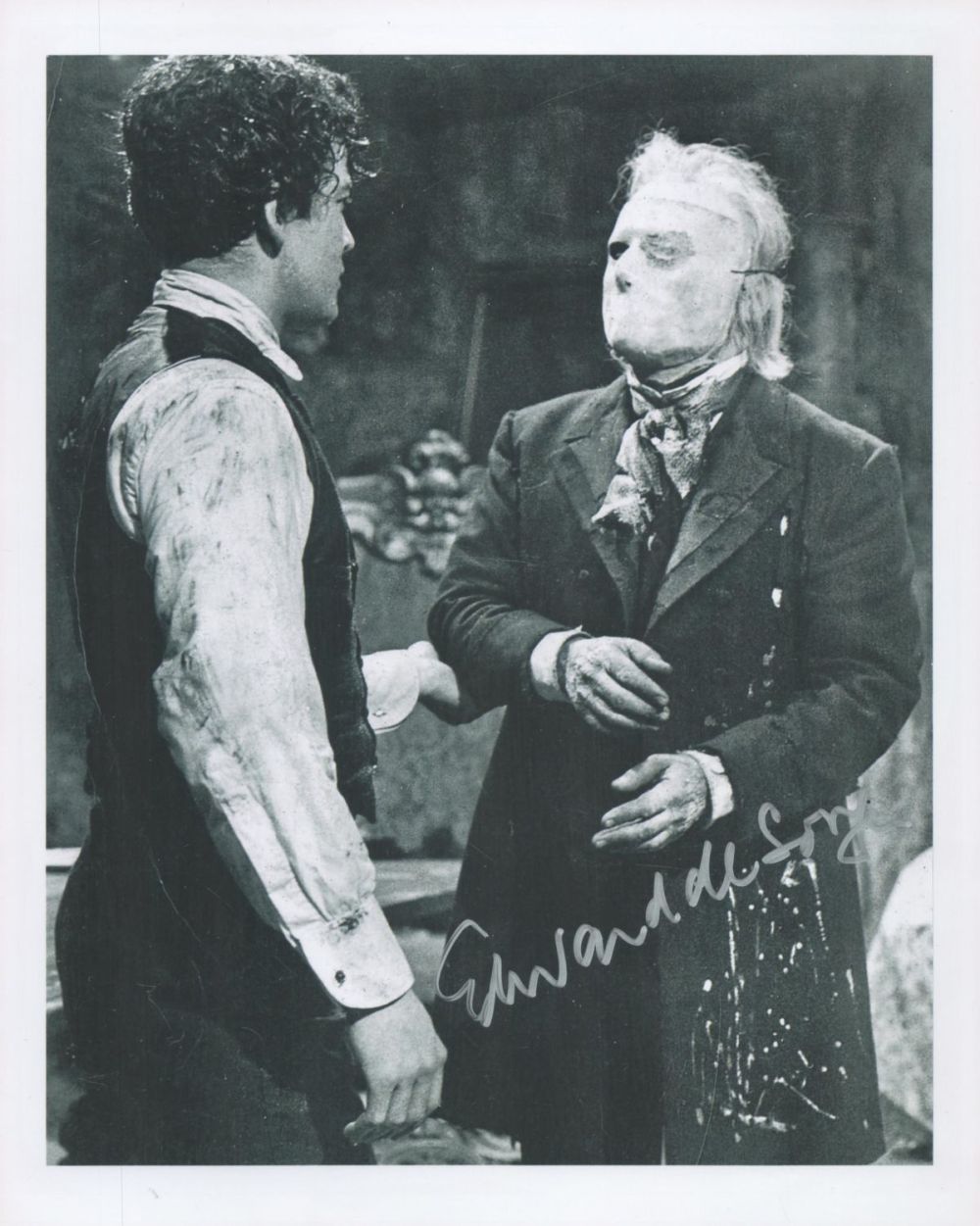 Lot 530: Edward De Souza signed 10x8 black and white...