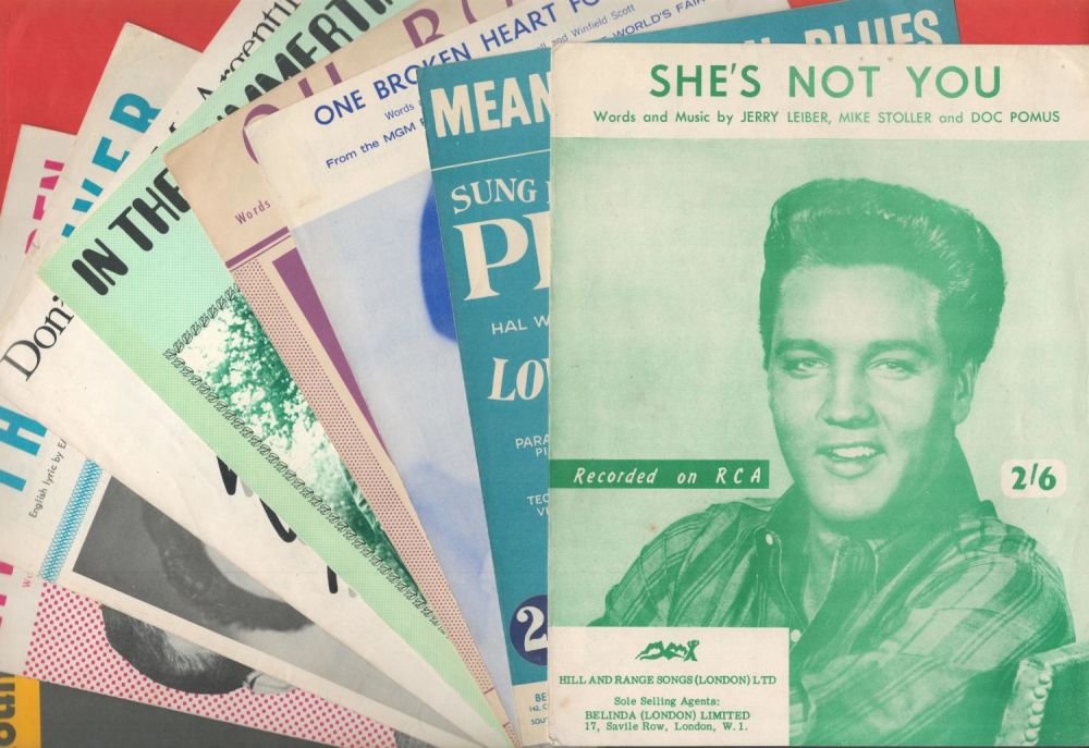 Lot 558: Collection of 19 Vintage Music Song and Word...