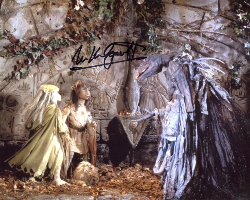 Lot 607: The Dark Crystal 8x10 fantasy movie photo signed...
