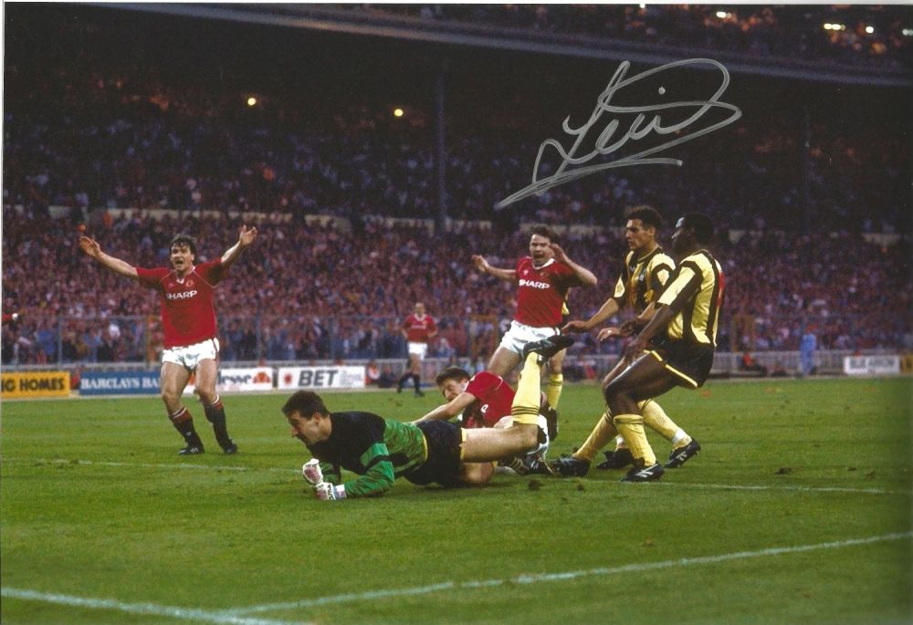 Lot 439: Football Lee Martin signed Manchester United 1990 FA...