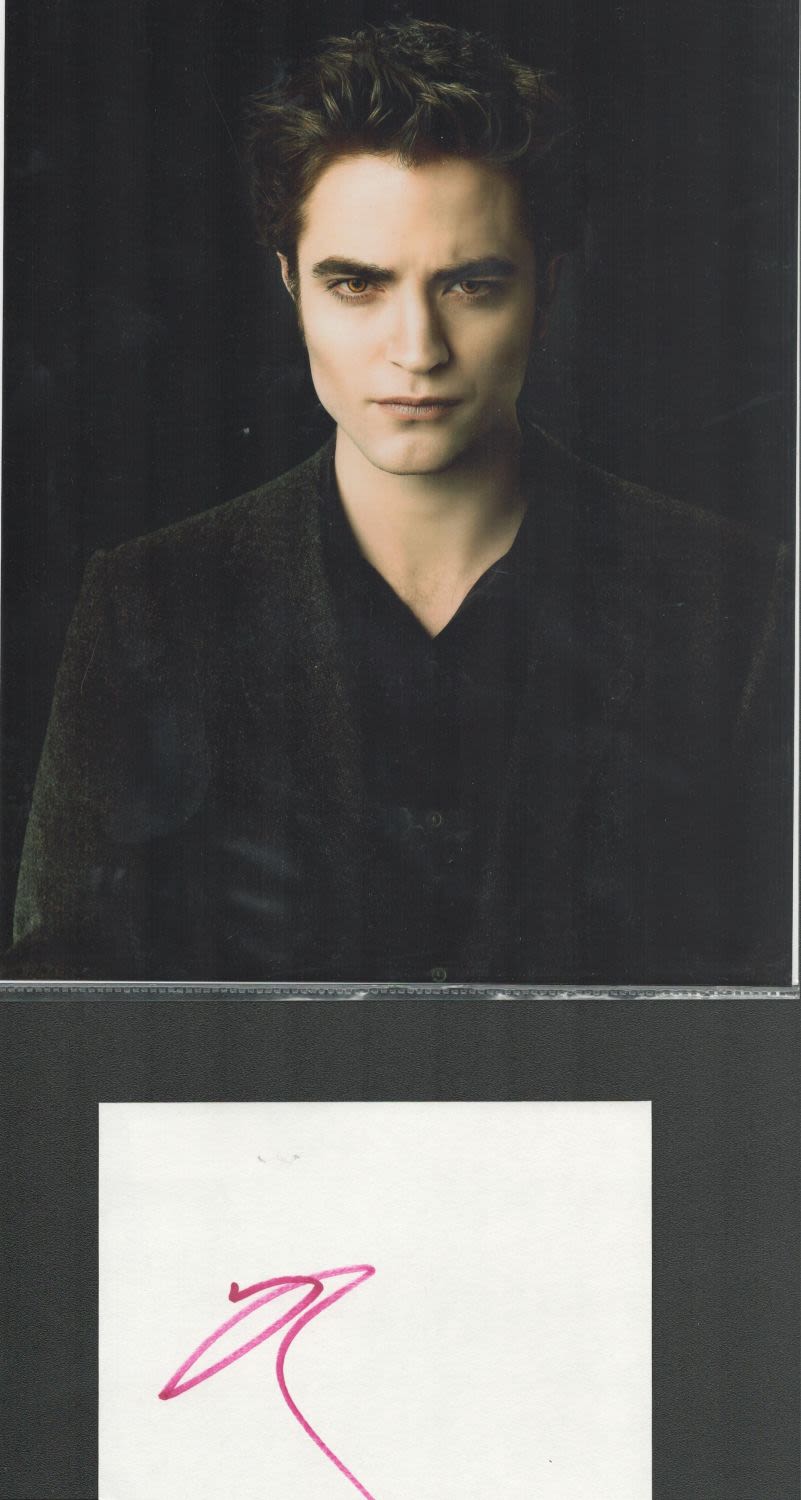 Lot 508: Twilight Actor, Robert Pattinson signature piece featuring a...