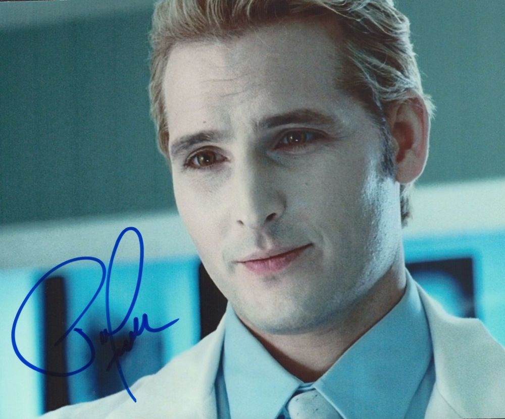 Lot 511: Twilight Actor, Peter Facinelli signed 10x8 colour photograph...