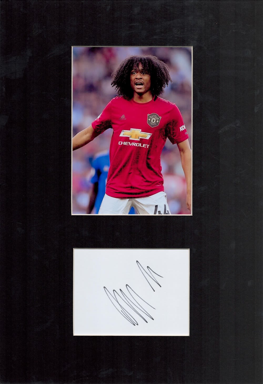 Lot 589: Football Tahith Chong (Man Utd) Signed Signature Piece...