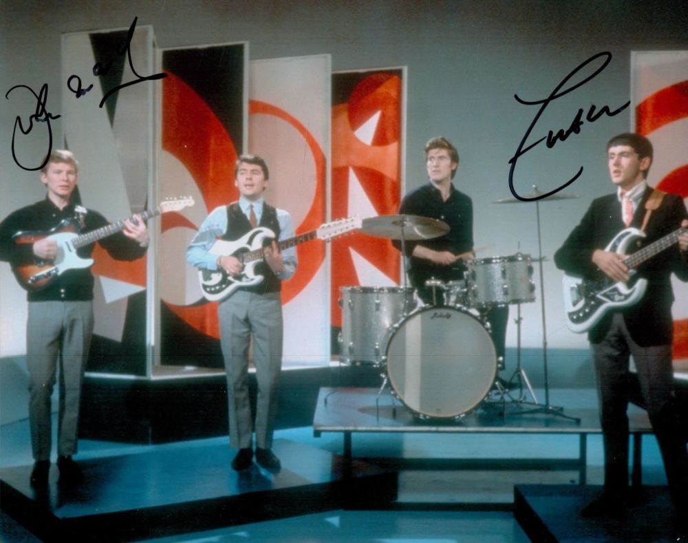 Lot 734: Searchers 10x8 colour photo signed by group members...