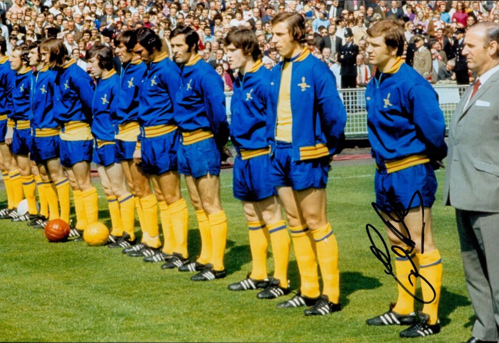 Lot 740: Eddie Kelly signed Arsenal 1971 FA Cup Final...