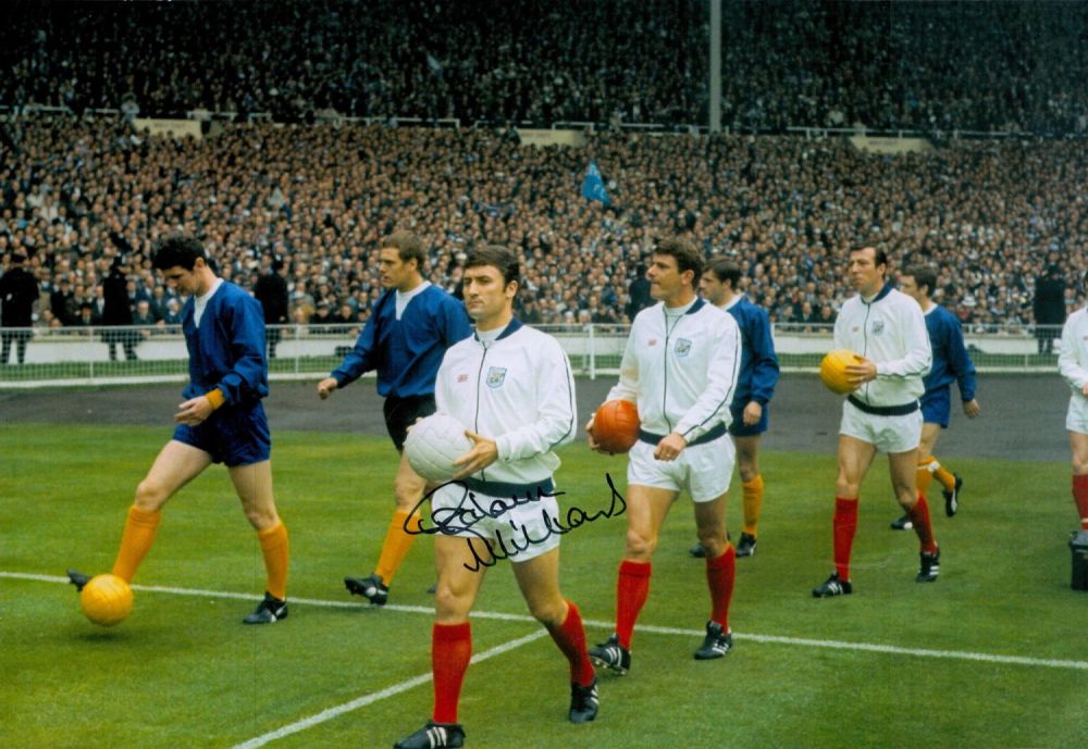 Lot 746: Graham Williams signed West Brom 1968 FA Cup...