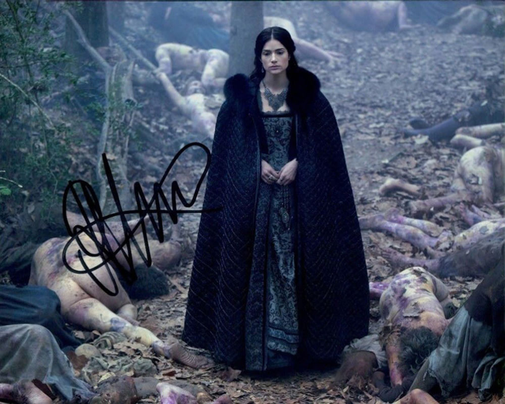 Lot 331: Blowout Sale! Salem Janet Montgomery hand signed 10x8...