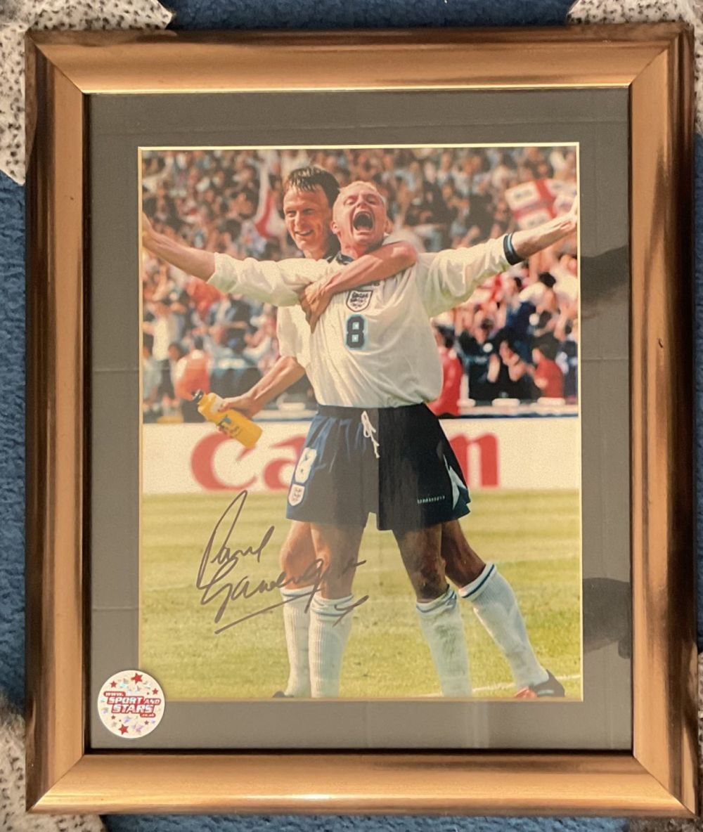 Lot 213: Football England Legend Paul Gascoigne Signed 10x8 inch...