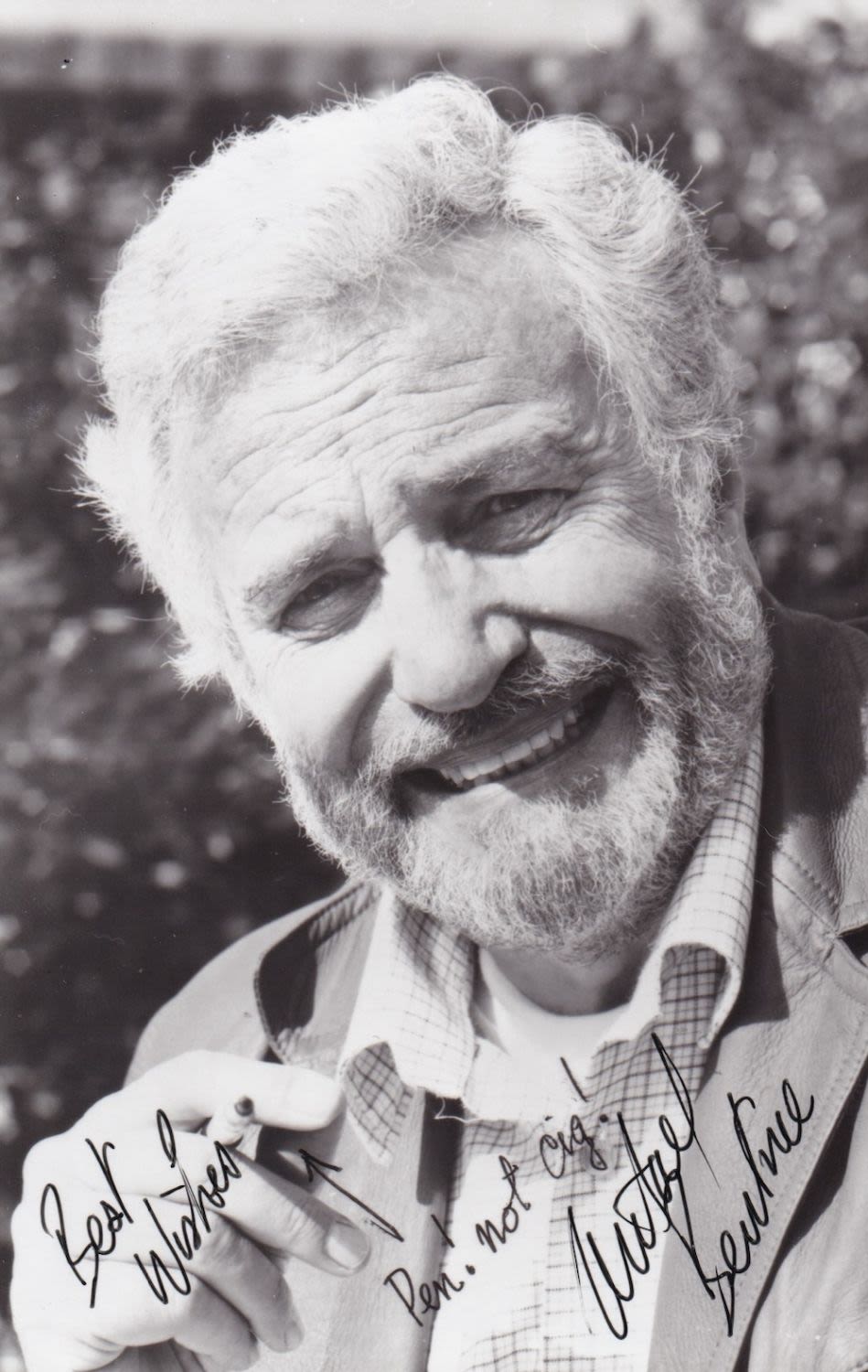 Lot 129: Michael Bentine, Goons Actor, 6x4 inch Signed Photo....