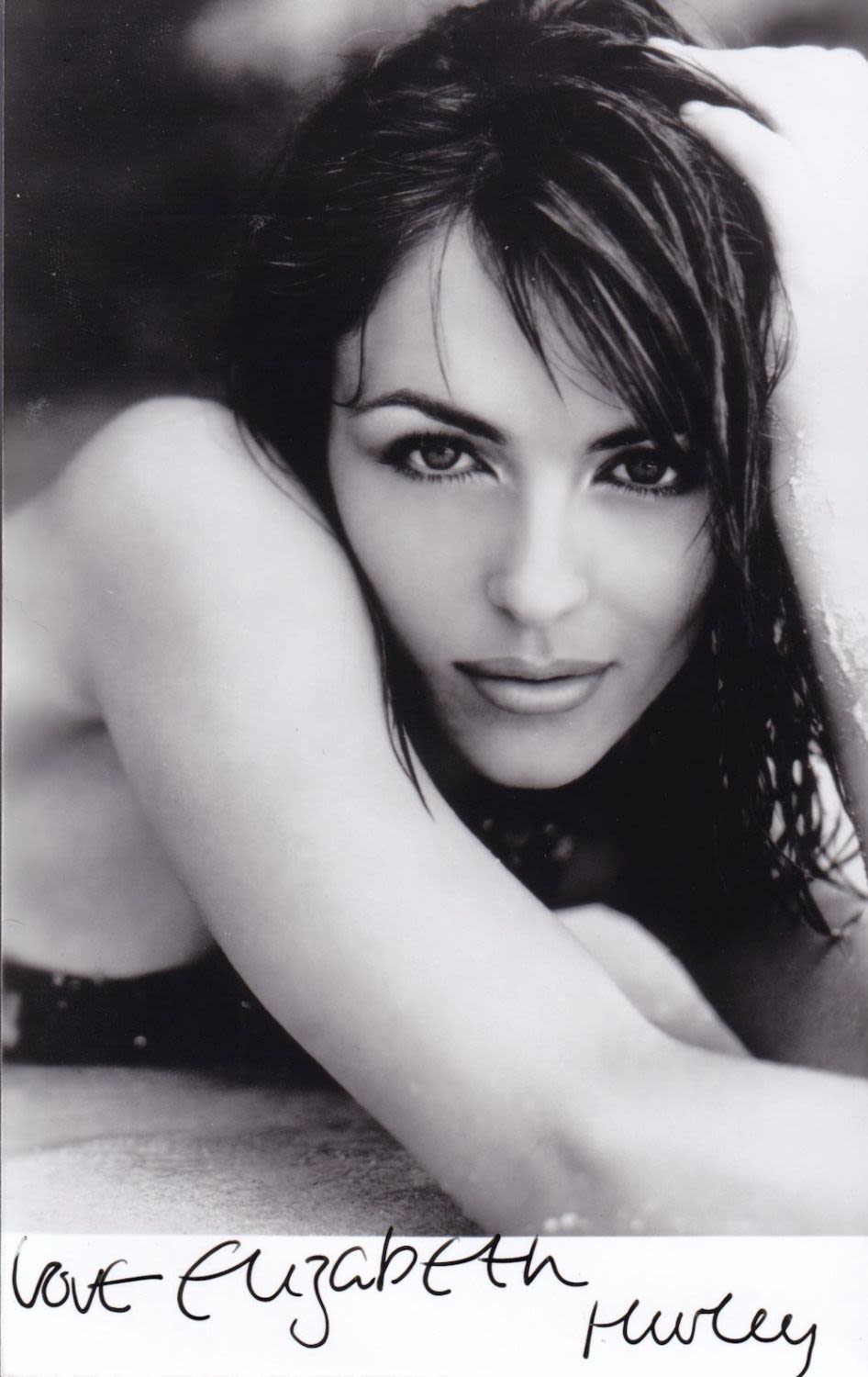 Lot 131: Elizabeth Hurley, Model & Actress 6x4 inch Signed...