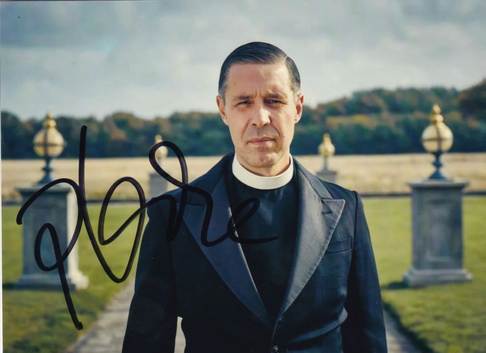 Lot 150: Paddy Considine, Peaky Blinders Actor, 7x5 inch Signed...