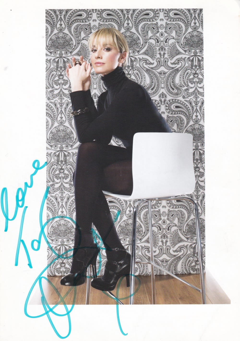 Lot 173: Tamzin Outhwaite, Stage & Screen Actress, 7x5 inch...
