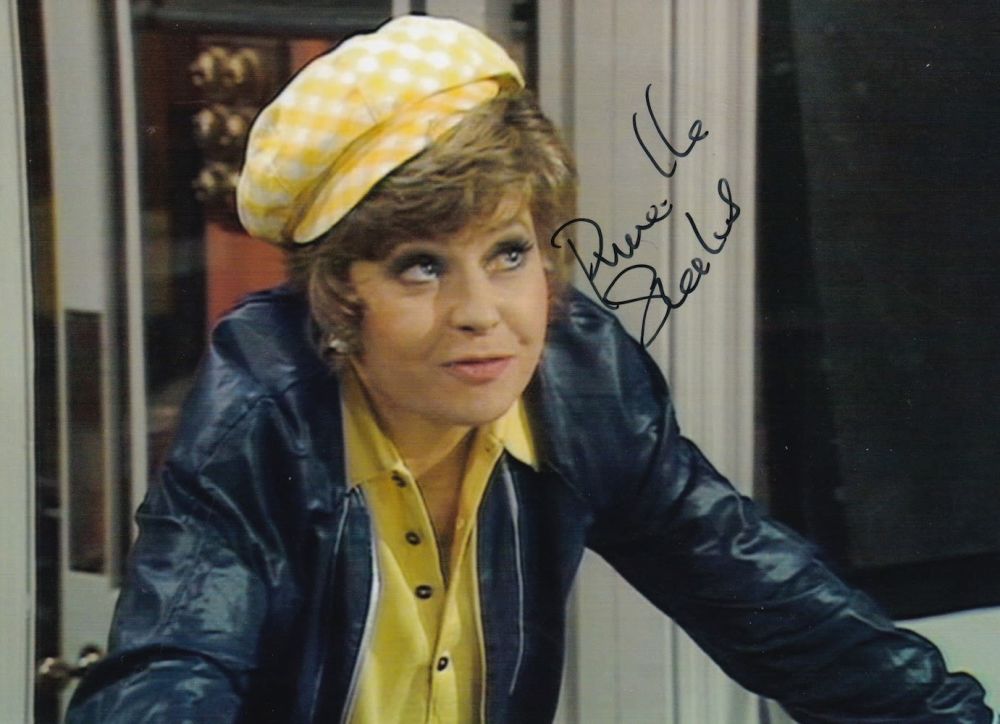 Lot 231: Prunella Scales, Fawlty Towers Actress, 7x5 inch Signed...