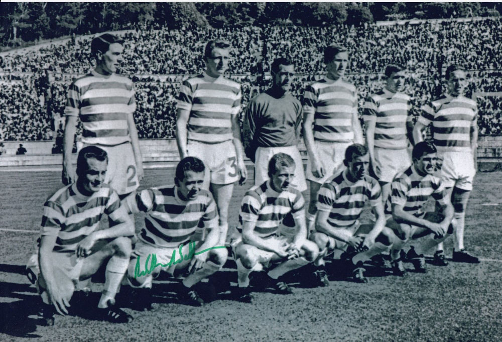 Lot 209: Autographed WILLIE WALLACE 12 x 8 photo -...