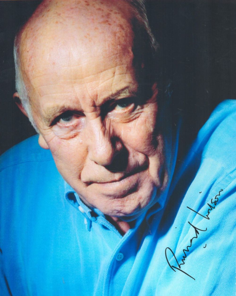 Lot 279: Richard Wilson signed 10x8 colour photo. Richard Wilson...