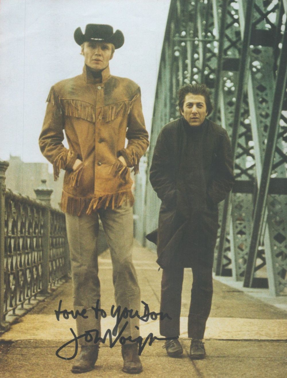 Lot 343: American Actor John Voight Signed 10x8 inch approx....