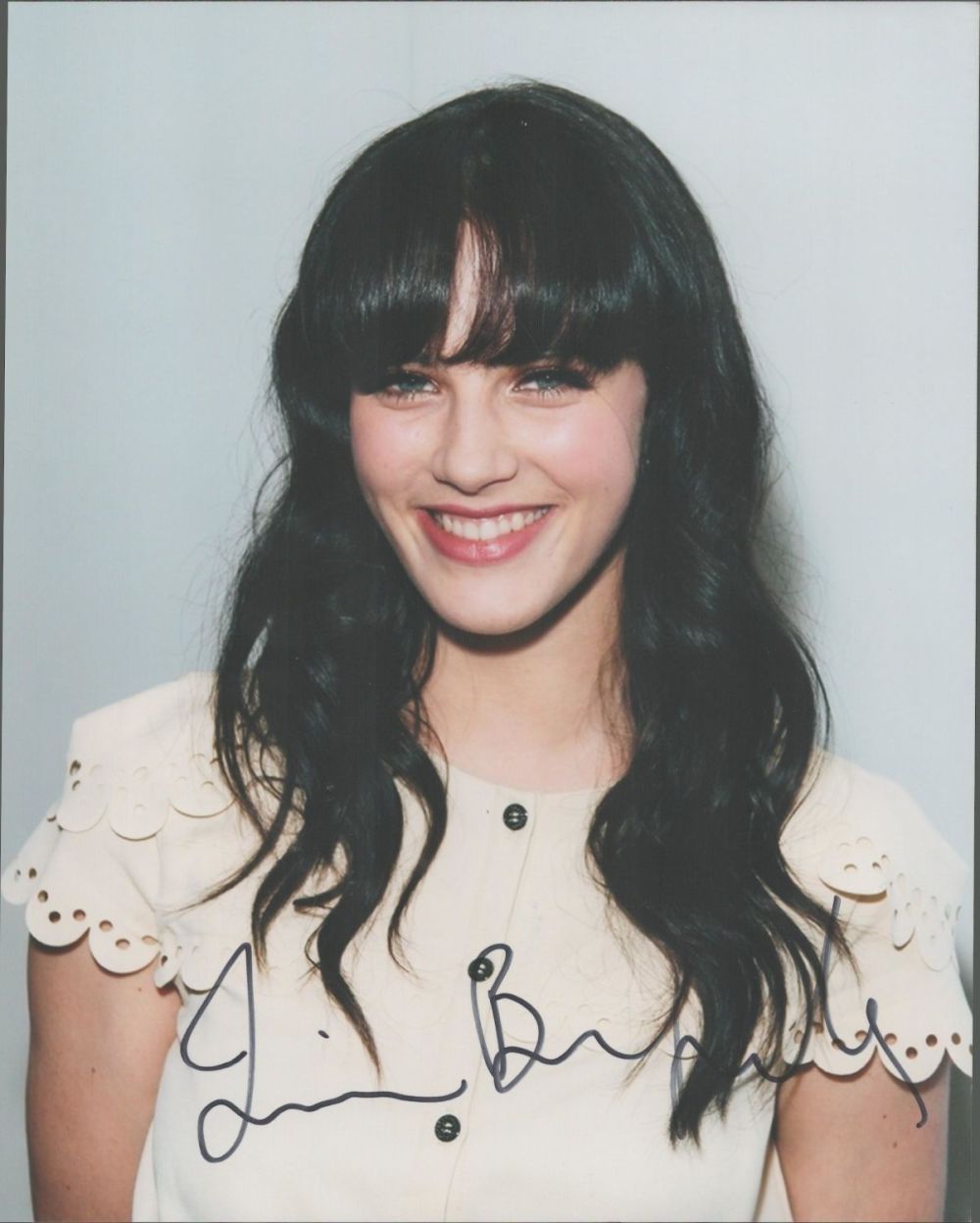 Lot 402: Actor, Jessica Brown Findlay signed 10x8 colour photograph....
