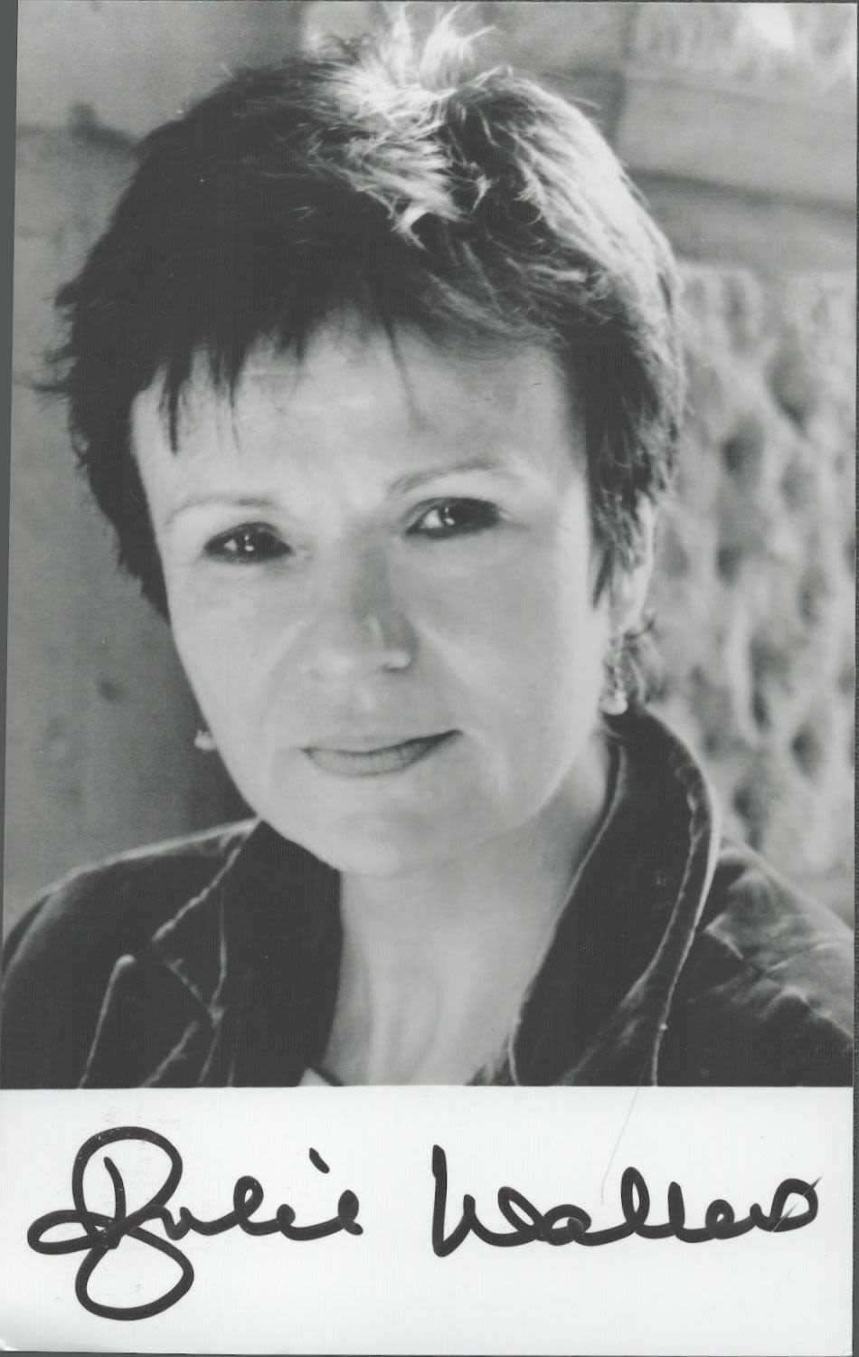 Lot 435: Actor, Julie Walters signed 6x4 black and white...