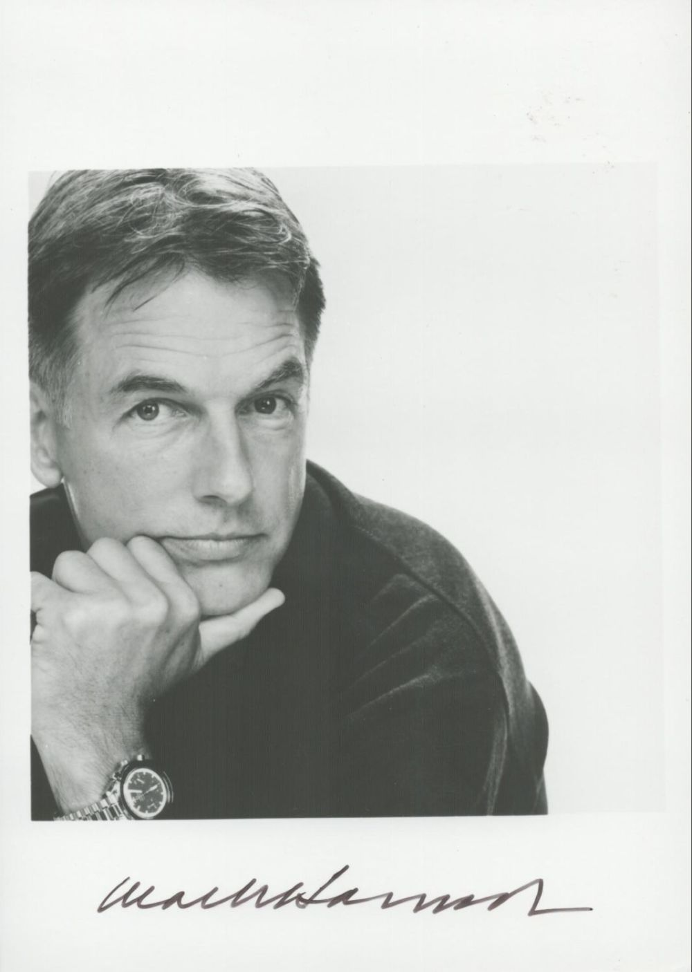 Lot 456: Mark Harmon signed 7x5 black and white photo....