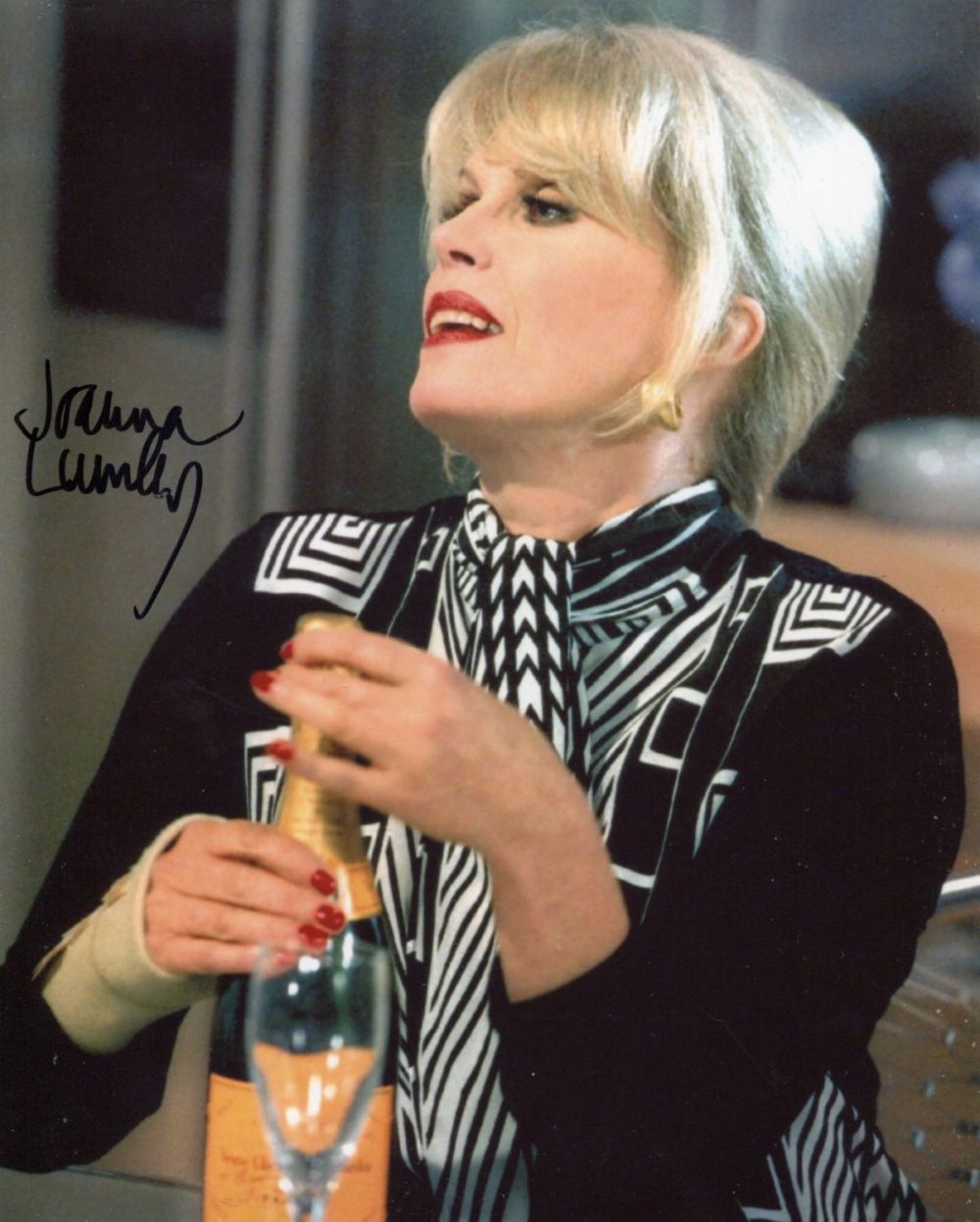 Lot 668: Joanna Lumley signed 8x10 Absolutely Fabulous comedy series...