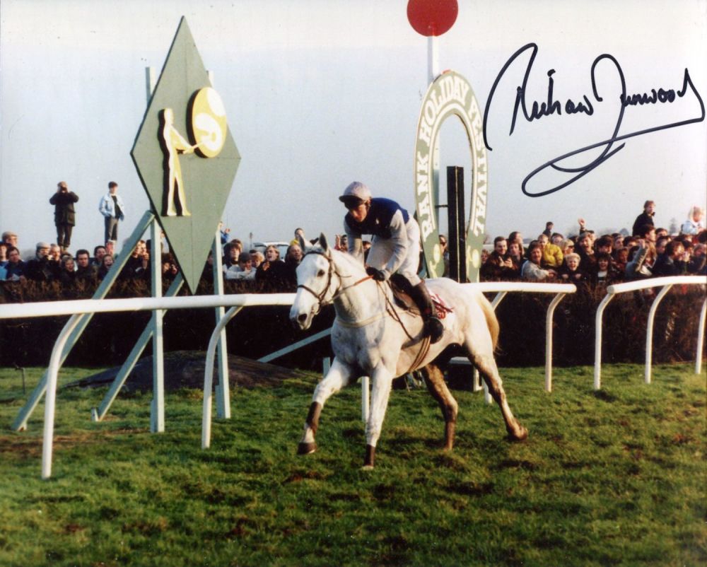 Lot 670: Desert Orchid winning the King George 8x10 photo...
