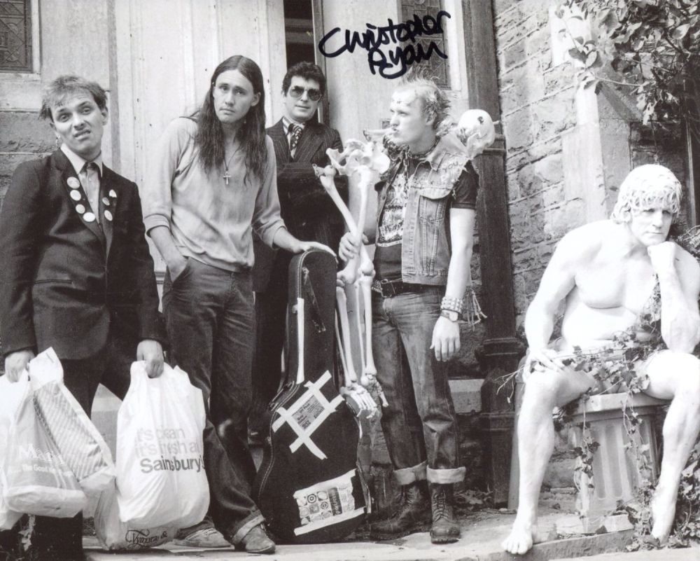 Lot 713: The Young Ones comedy 8x10 photo signed by...