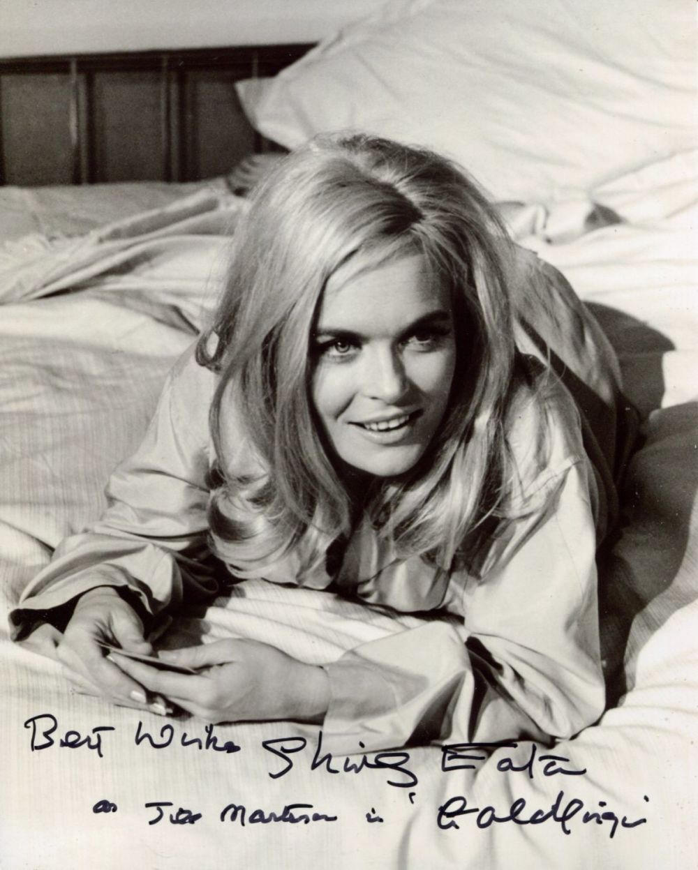 Lot 780: 007 James Bond movie Goldfinger 8x10 photo signed...