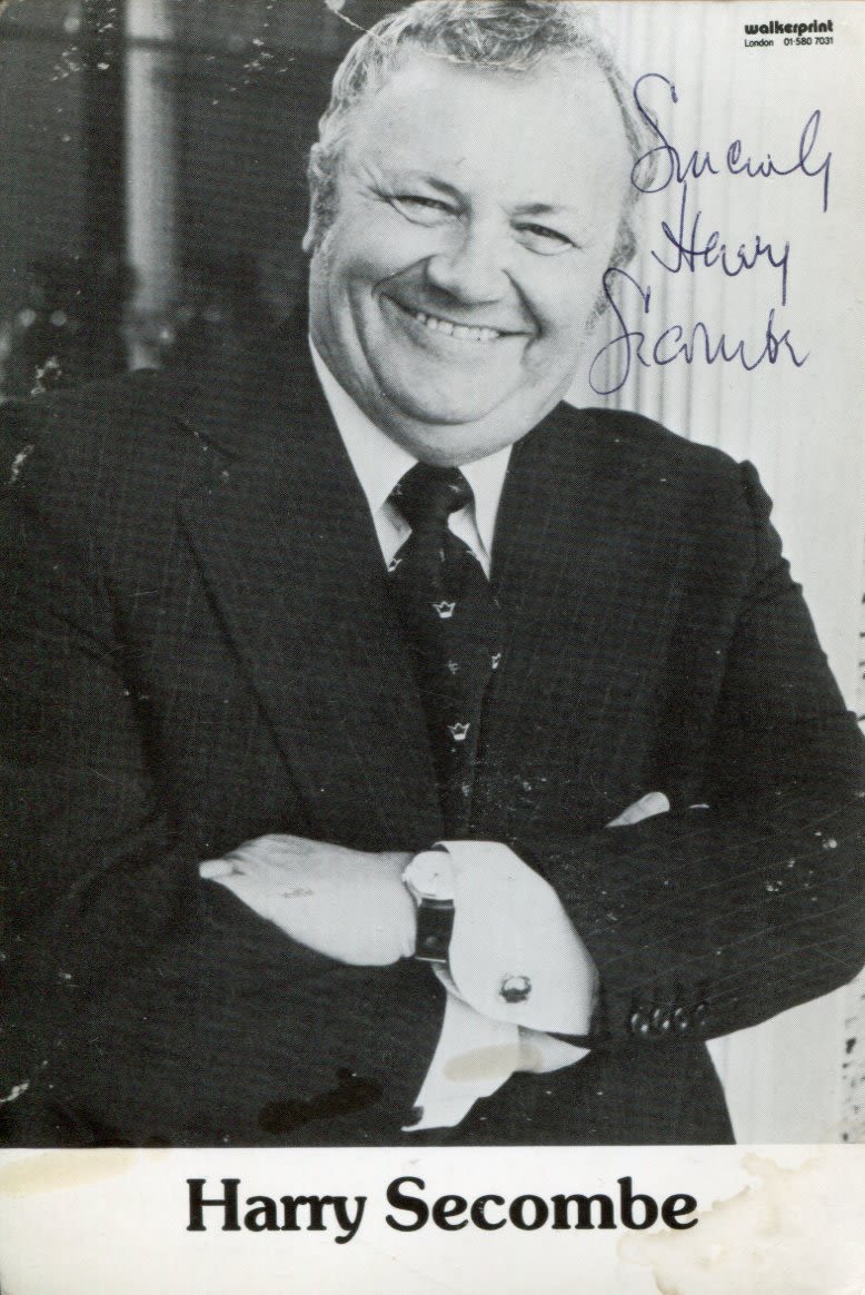 Lot 798: Harry Secombe, 6x4 postcard signed by Goons legend...