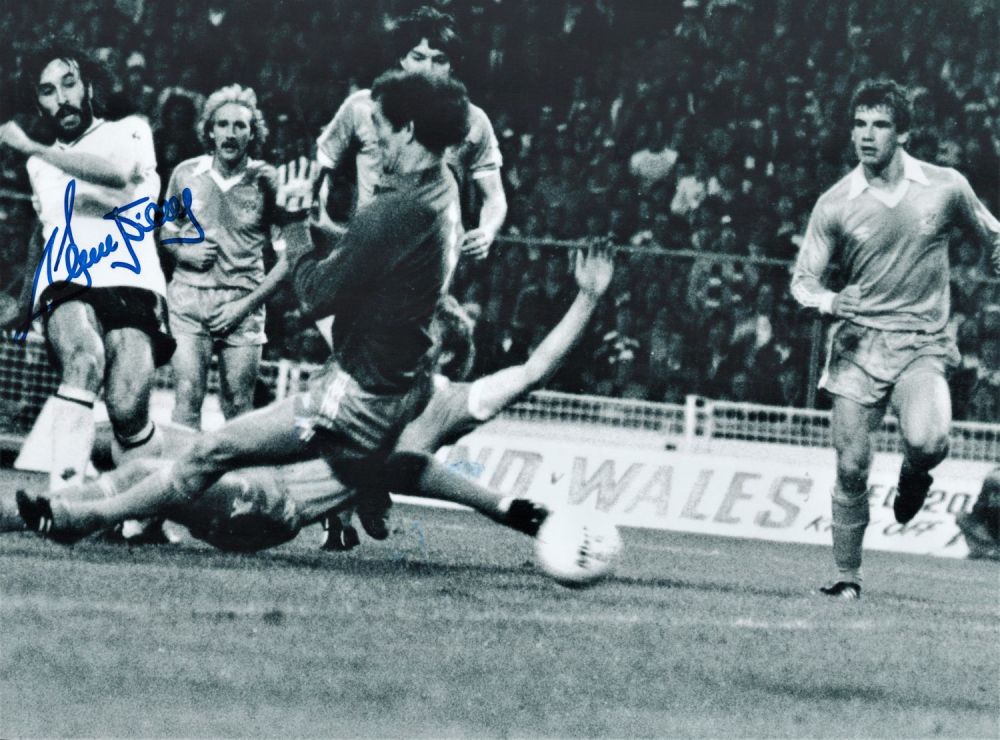 Lot 387: Football Ricky Villa signed 16x12 black and white...