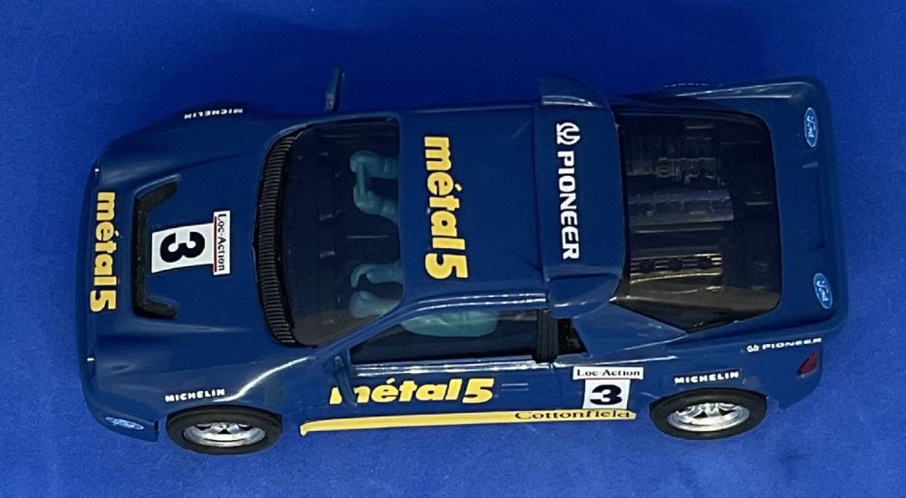 Lot 193: Ford RS 200 1:32 Scalextric slot racing car...
