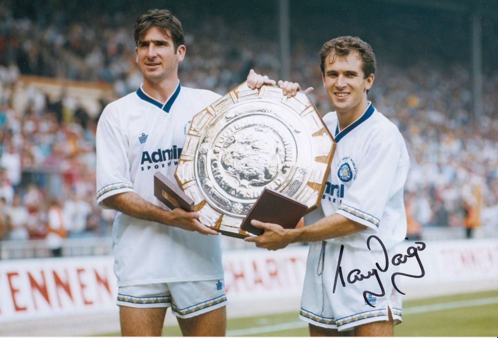 Lot 147: Autographed TONY DORIGO 12 x 8 photo -...