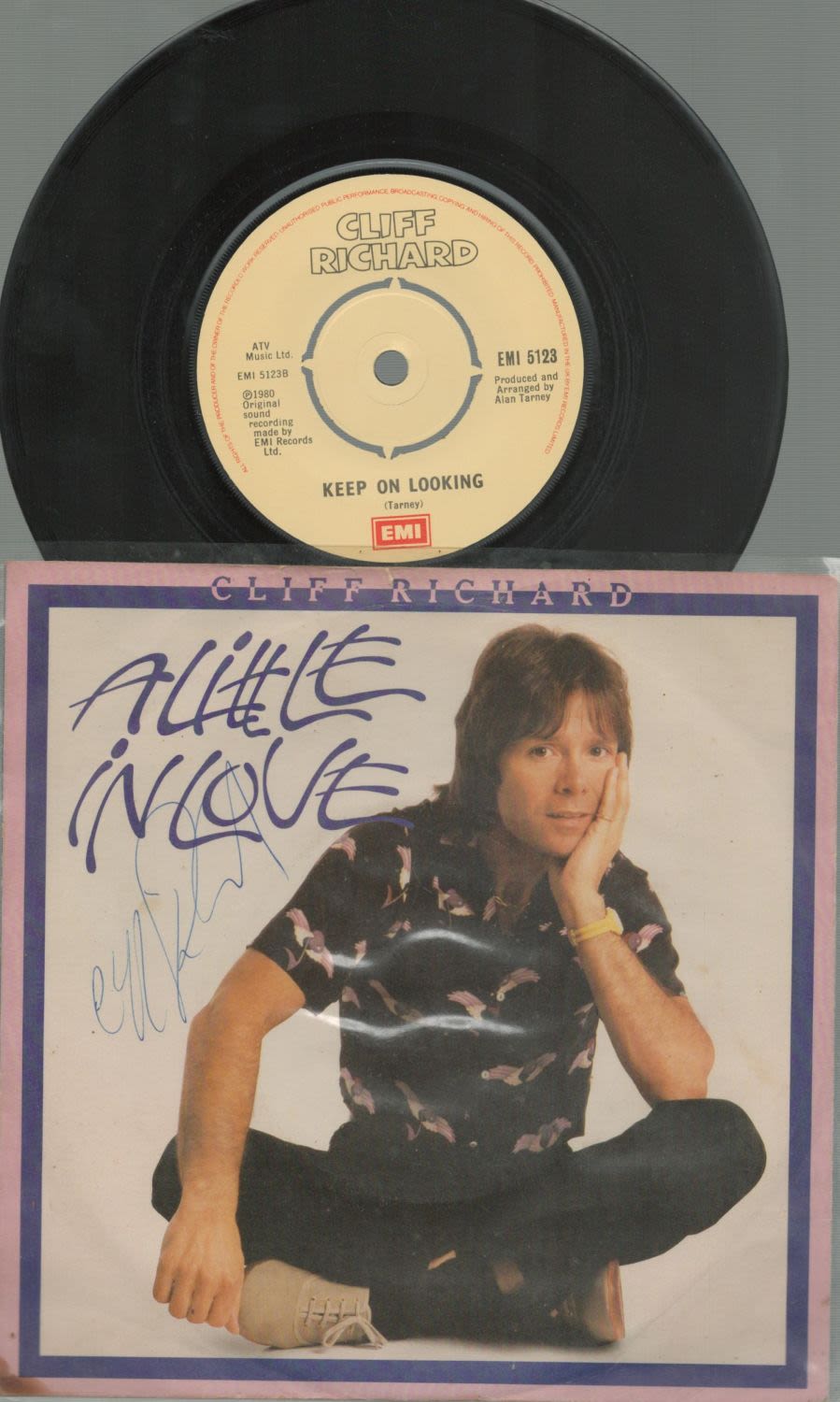 Lot 224: Cliff Richard signed Picture record sleeve includes EMI...