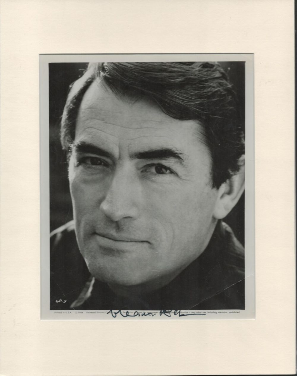 Lot 421: Gregory Peck signed 14x11 overall mounted black and...
