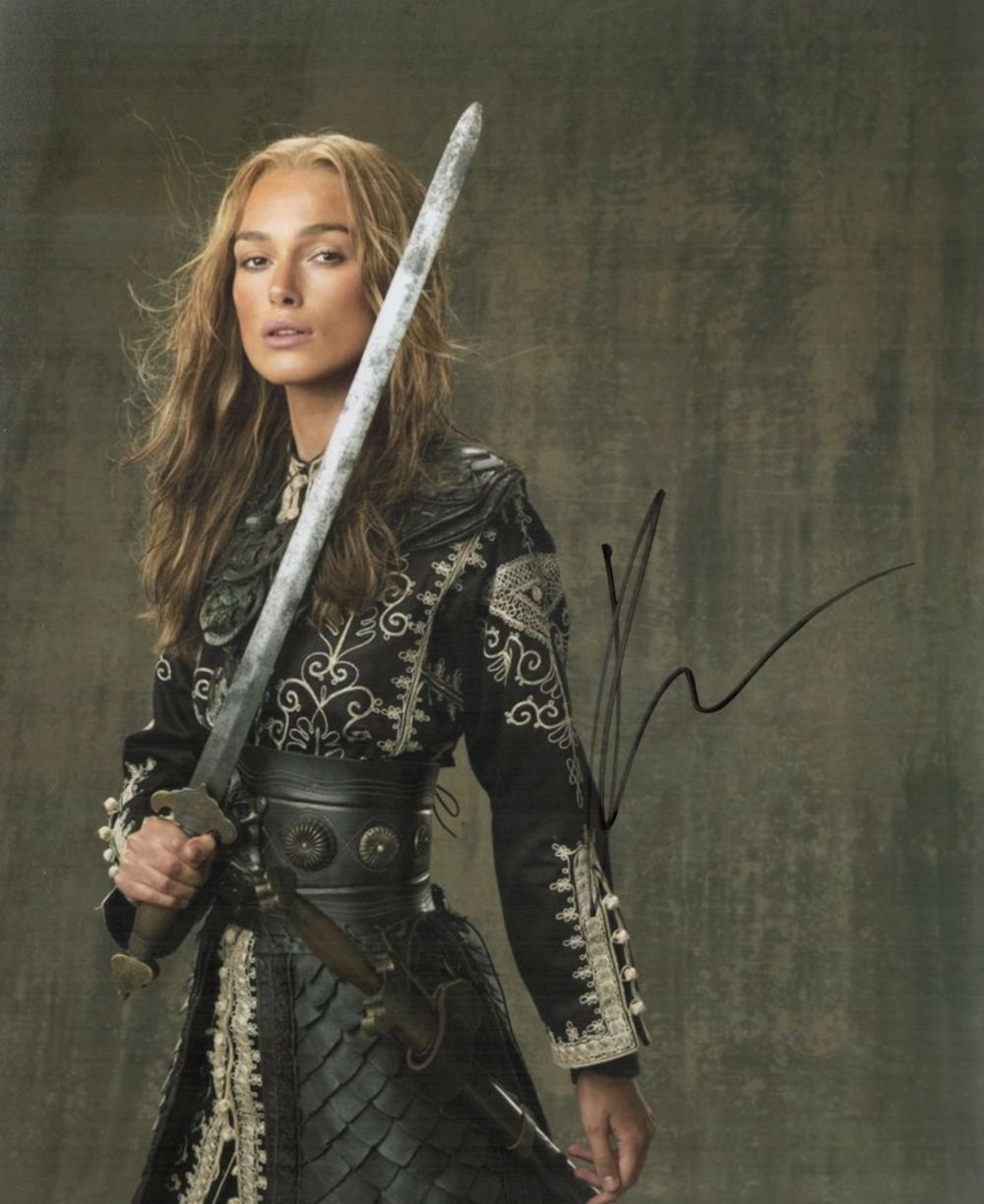 Lot 716: Kiera Knightley signed 10x8 colour photo. Good condition....