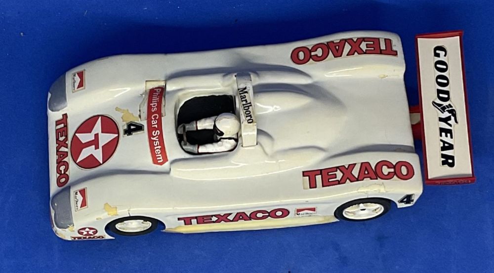 Lot 95: Ferrari 333 SP 1:32 Scalextric slot racing car...