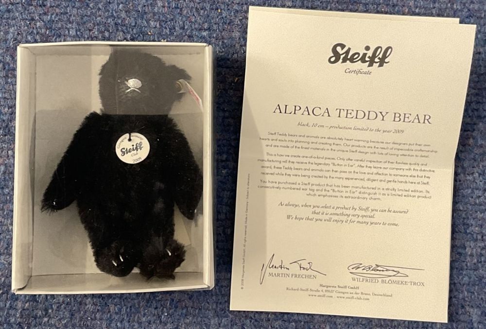 Lot 118: Steiff Miniature club, Alpaca Teddy Bear black 10cm...