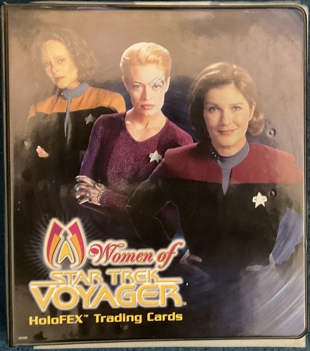 Lot 276: Women of Star trek Voyager holofex trading cards...