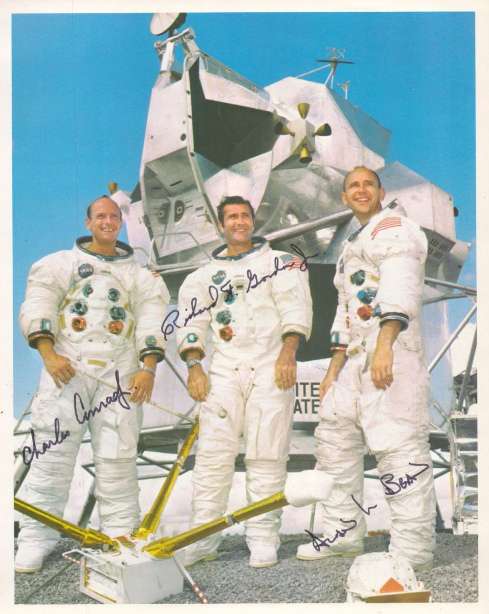 Lot 9: Apollo 12 official vintage colour NASA 10x8 crew...