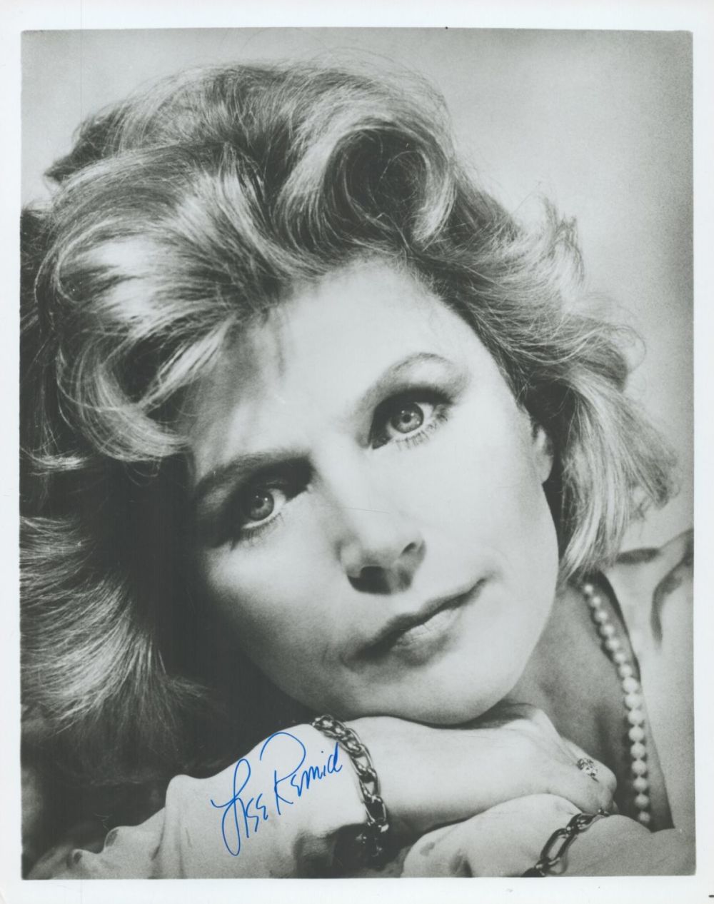 Lot 71: Lee Remick signed 10 x 8 inch b/w...